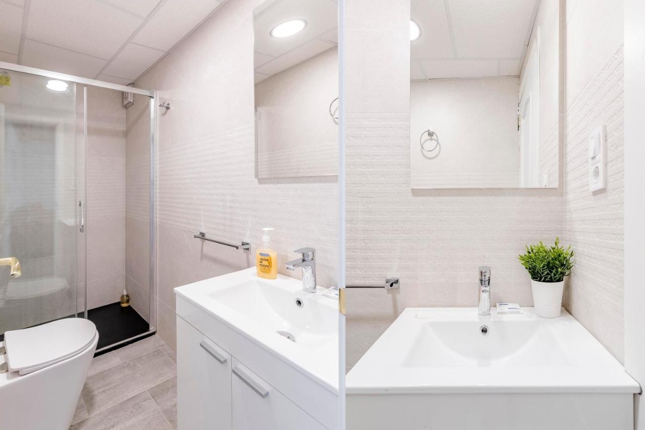 Estupendo Apartamento En El Centro De Madrid Luaran gambar